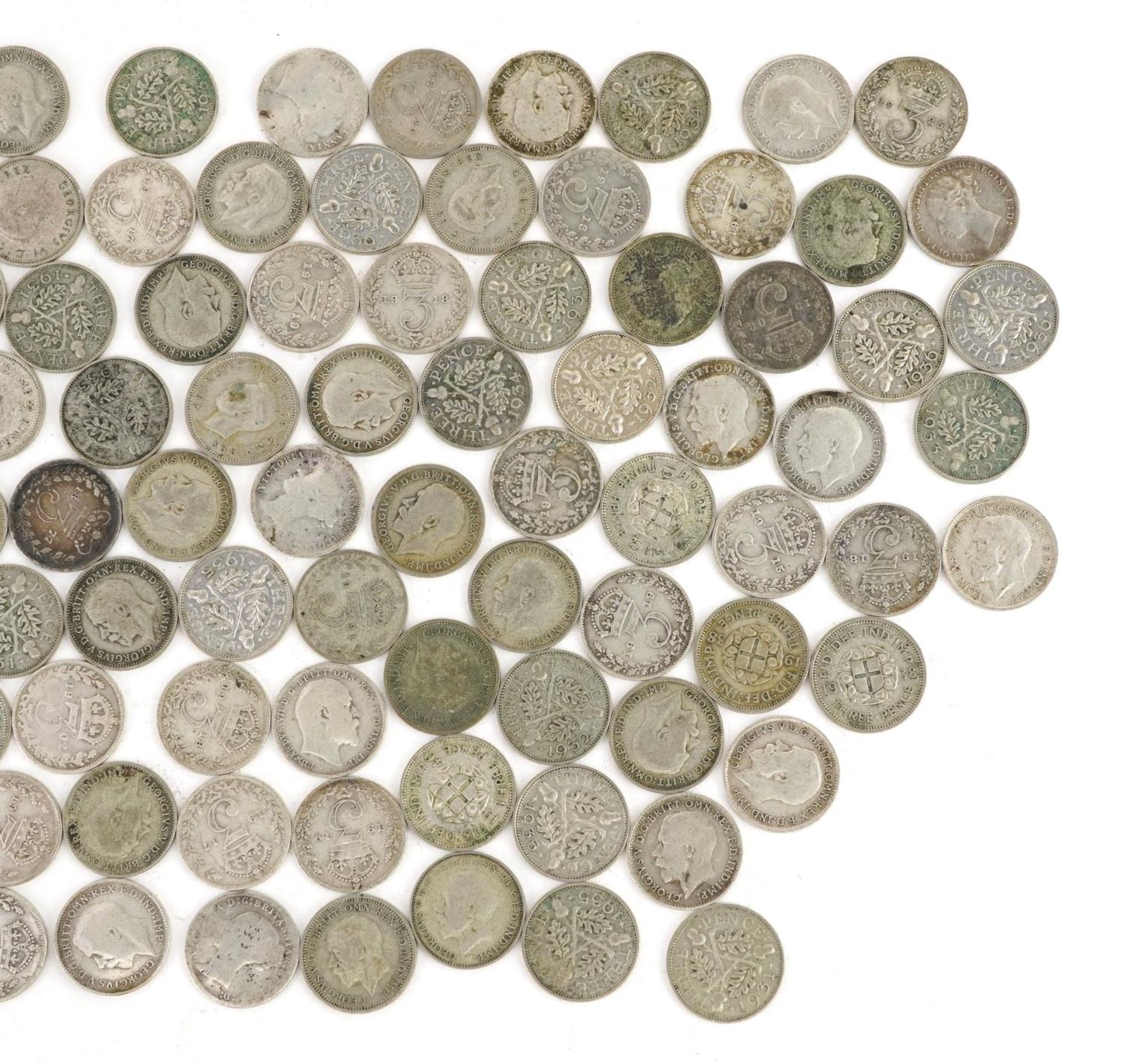 Collection of Victorian and later thrupenny bits, 155g : For further information on this lot - Bild 3 aus 3