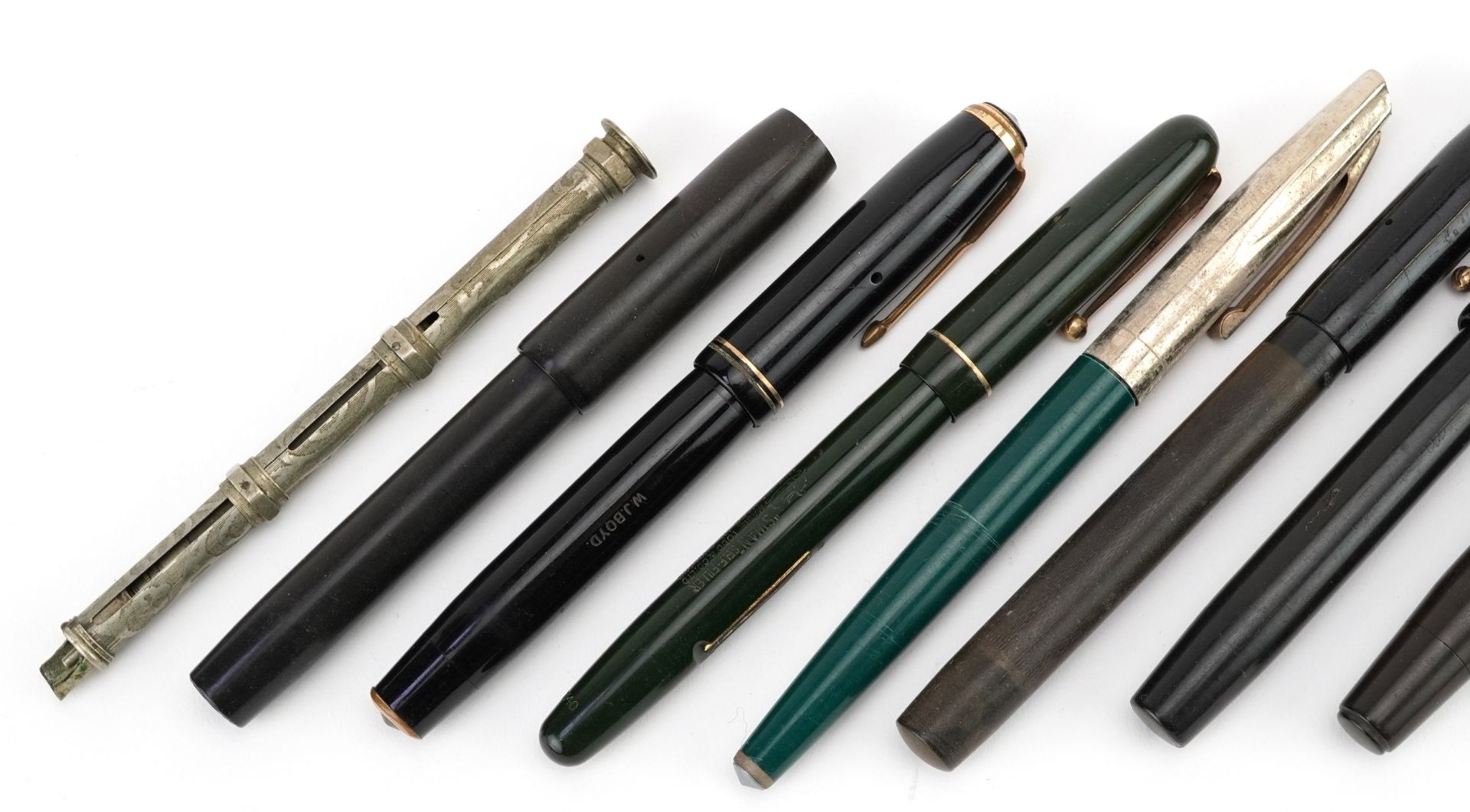 Vintage and later fountain pens and propelling pencils, some with gold nibs, including Parker and - Bild 2 aus 4