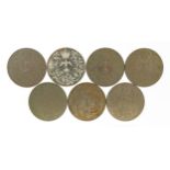 Seven 1977 Queen Elizabeth II Silver Jubilee coins : For further information on this lot please