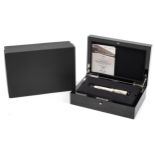 Parker Duofold Staff limited edition marbleised fountain pen with 18k gold nib, certificate numbered