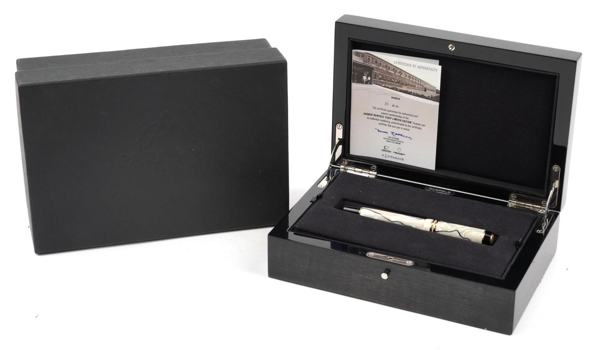 Parker Duofold Staff limited edition marbleised fountain pen with 18k gold nib, certificate numbered