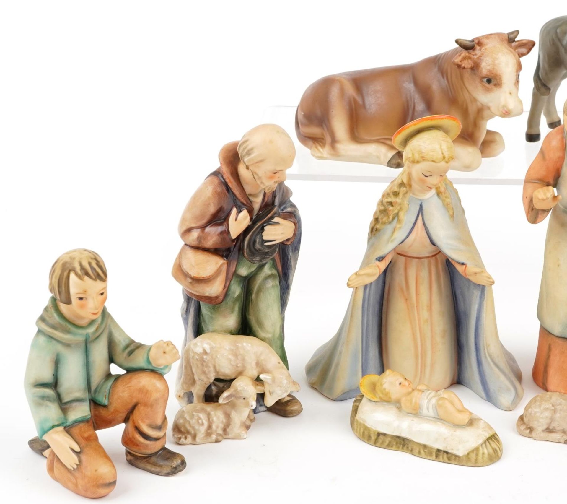 W Goebel, German Hummel porcelain nativity figure set, the largest 20.5cm high : For further - Bild 2 aus 4