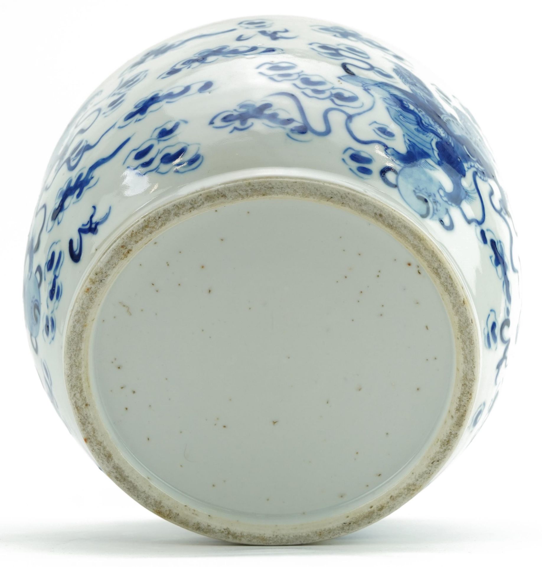 Unusually Large Chinese blue and white porcelain bowl and cover hand painted with qilins amongst - Bild 3 aus 5