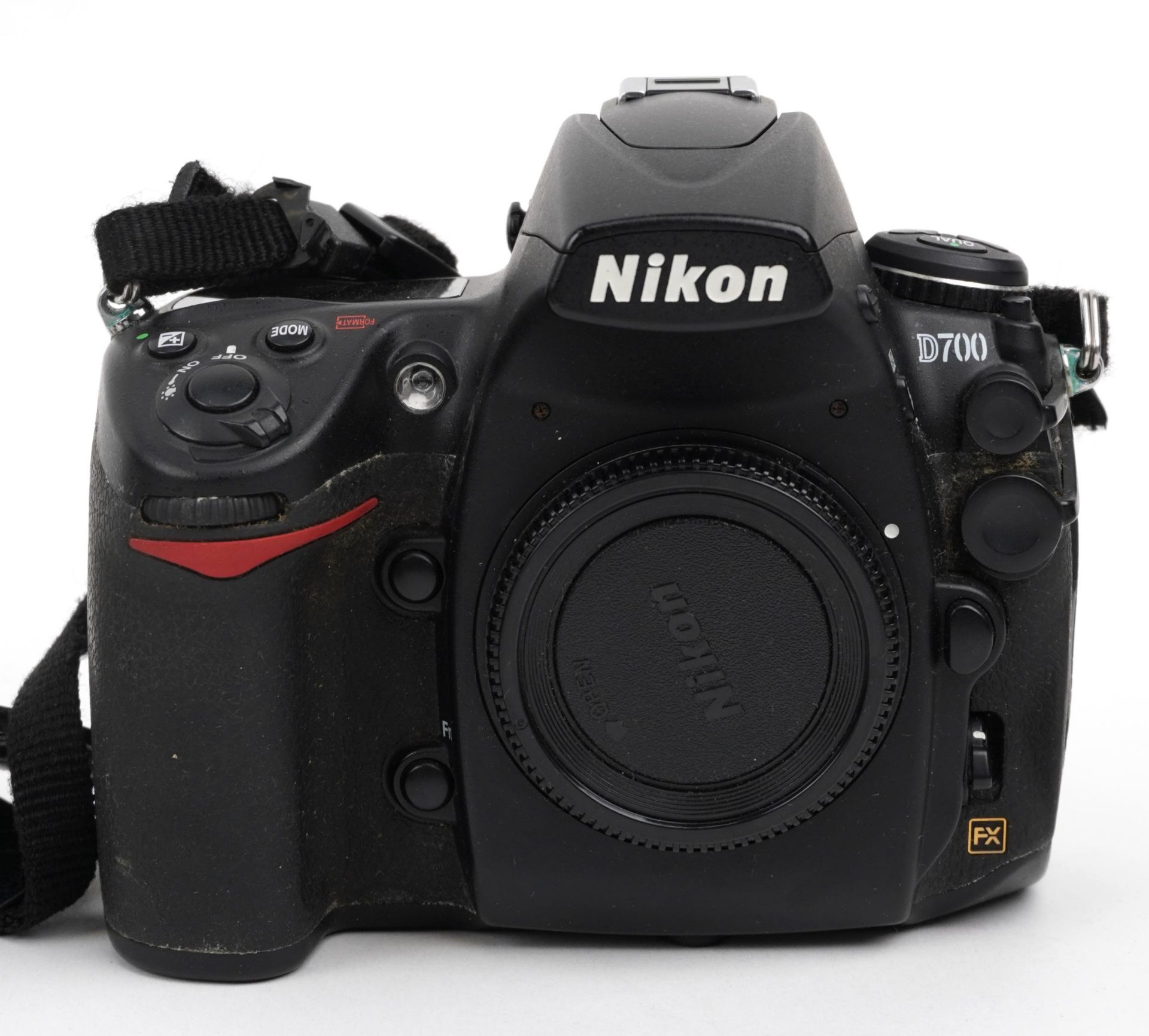 Nikon D700 camera outfit including Nikon SWM VR ED IF 67 and Nikon AF-S Nikor 24-120mm lenses : - Image 4 of 5