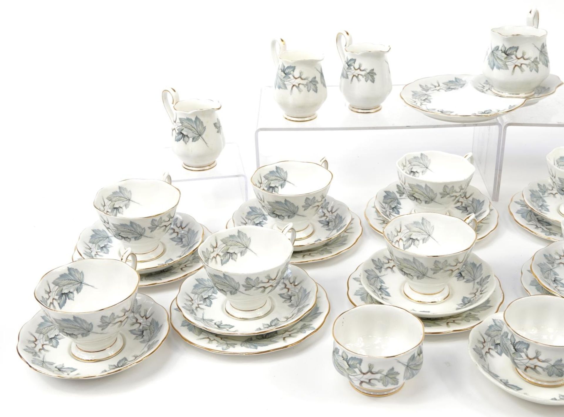 Royal Albert Silver Maple teaware including trios, milk jugs and sugar bowls : For further - Bild 2 aus 4