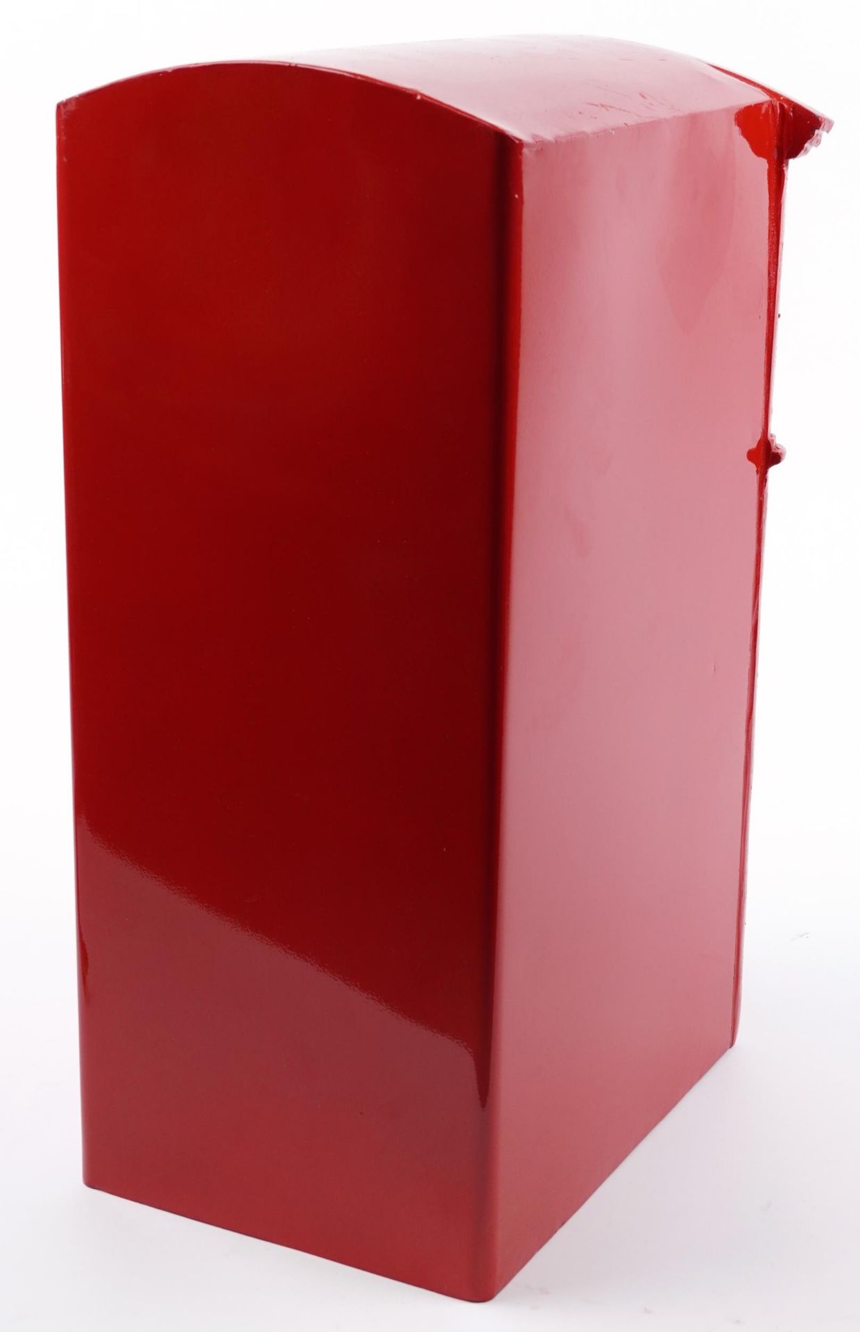 Elizabeth II style red painted cast iron and tin postbox, 56cm H x 28cm W x 36cm D : For further - Image 2 of 2