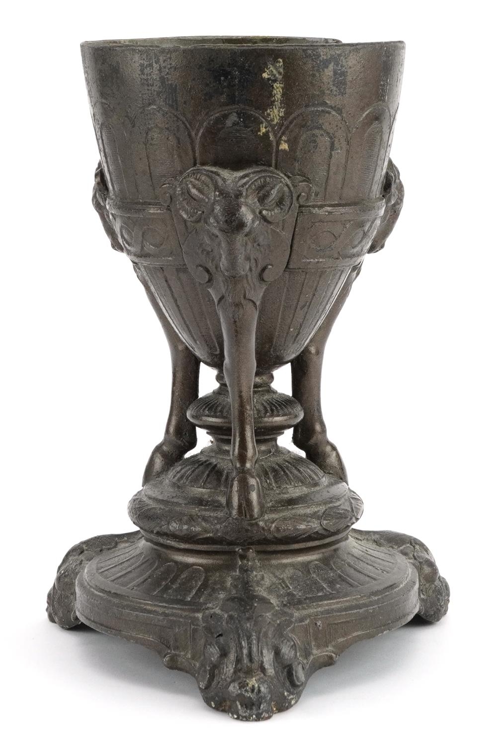 Classical patinated metal centrepiece with rams heads, 23.5cm high : For further information on this - Image 2 of 3