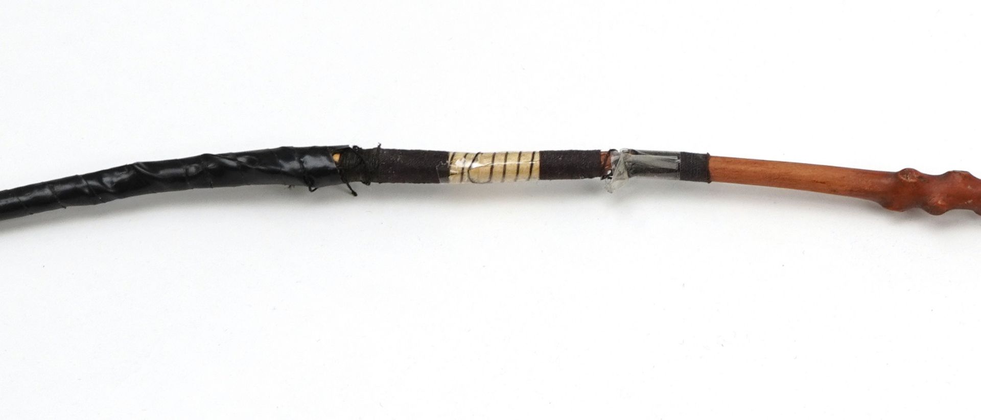 Vintage gnarled wood driving whip, 153cm in length : For further information on this lot please - Image 3 of 5