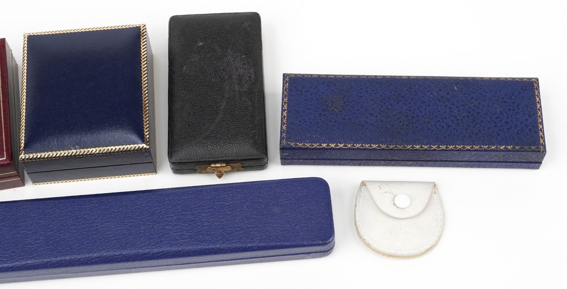 Six Vintage jewellery and watch boxes and two leather pouches including Garrard & Co, Walker & hall, - Image 3 of 4