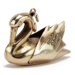 9ct gold swan charm, 2.5cm wide, 2.0g : For further information on this lot please contact the