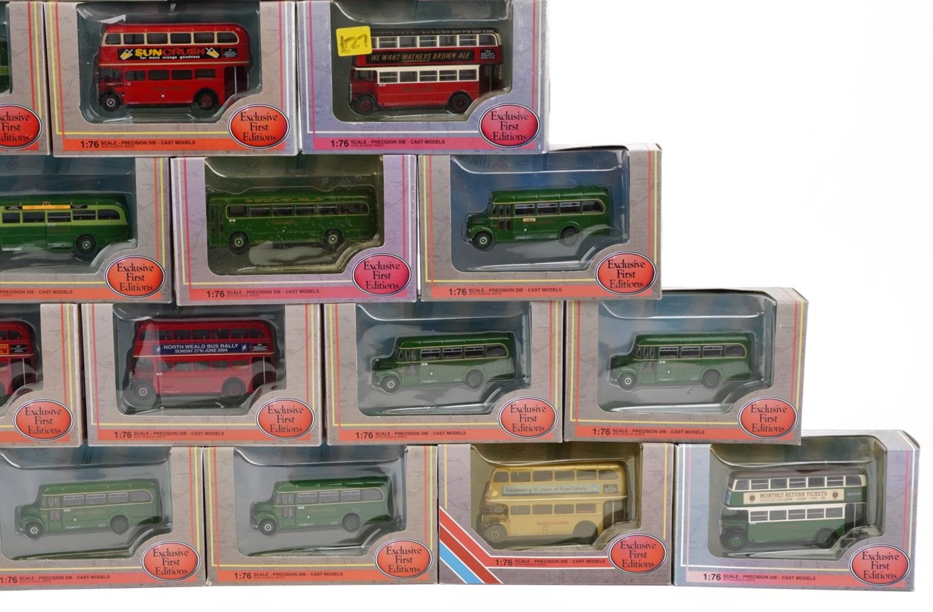Twenty Exclusive First Editions 1:76 scale diecast model buses with boxes : For further - Bild 4 aus 4