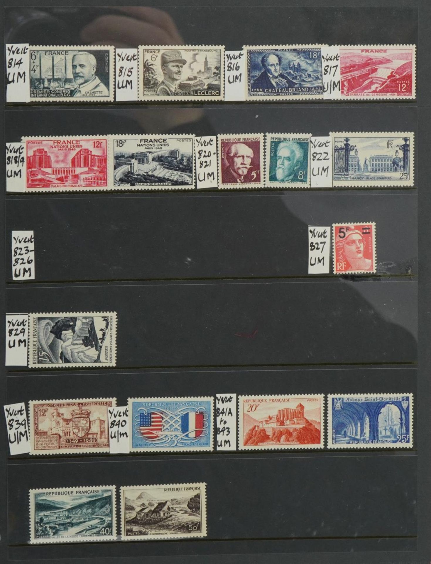 Collection of 20th century French mint or unmounted stamps arranged in an album : For further - Bild 4 aus 6
