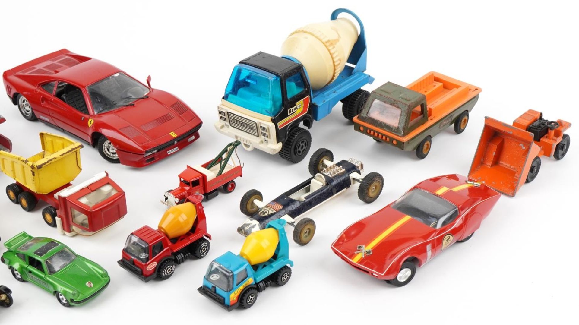 Vintage and later vehicles, some diecast, including Tri-ang and Polistil : For further information - Image 3 of 3