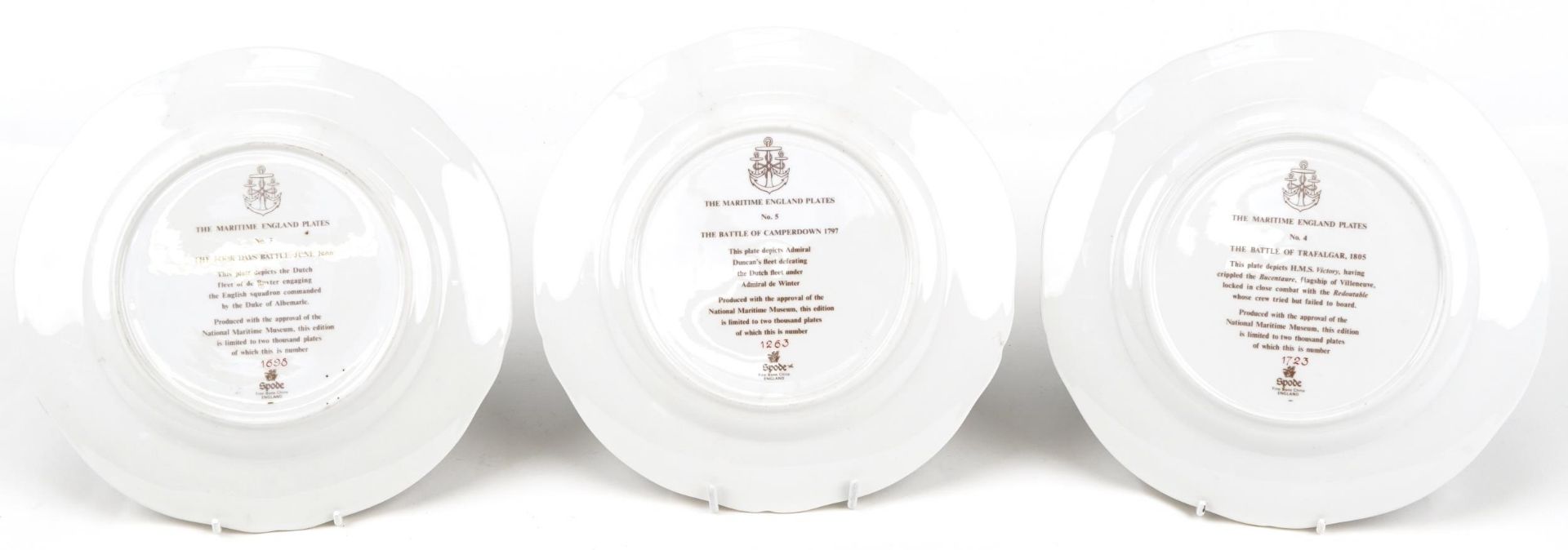 Three Spode cabinet plates from The Maritime England Plates series including The Battle of - Bild 2 aus 3