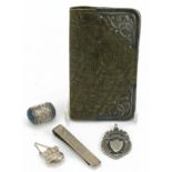 Edwardian and later silver objects including a silver mounted leather purse, sport's jewel, money