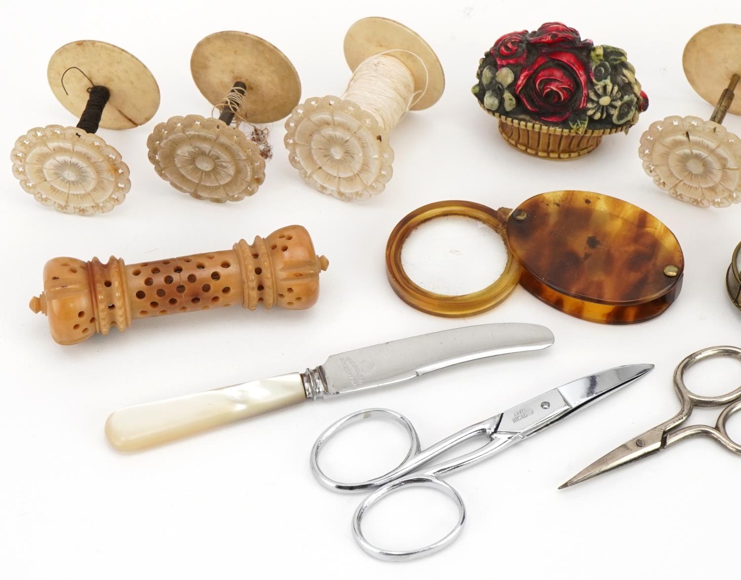 Antique and later sewing items including novelty tape measures, Charles Horner thimble and cotton - Image 2 of 4