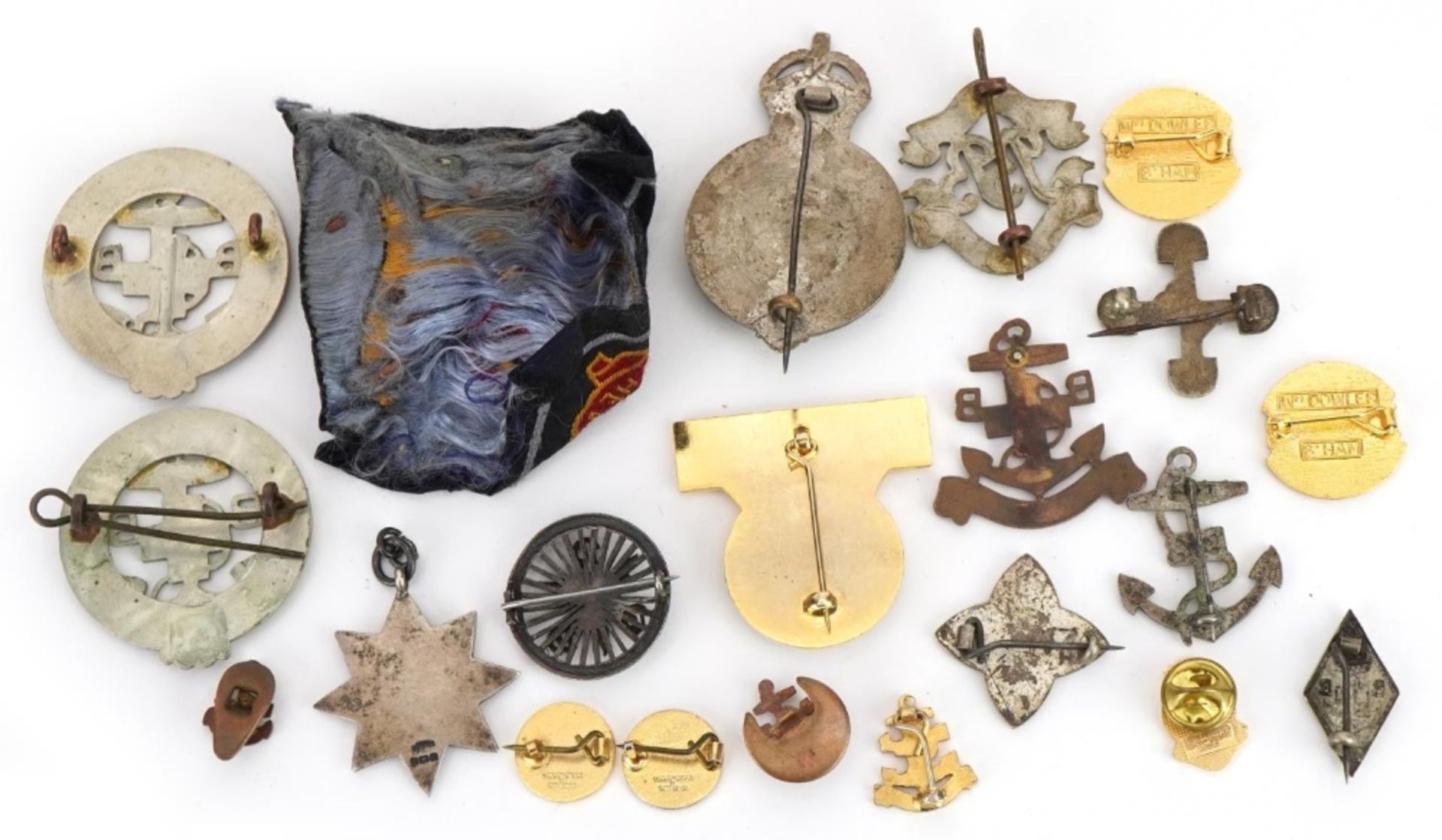 Predominantly Boy's Brigade memorabilia including a silver and enamel jewel, badges and a cycling - Image 4 of 4