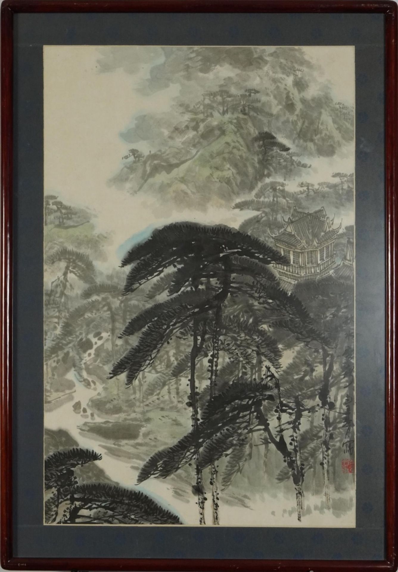 Mountainous landscape with trees and pagoda, Chinese watercolour with character marks and red seal - Bild 2 aus 4