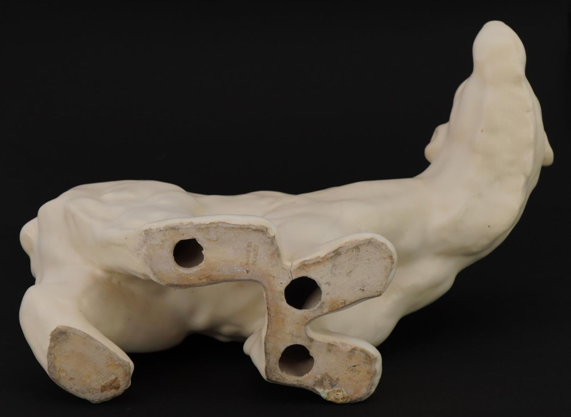 French Art Deco polar bear having a cream glaze stamped Made in France to the base, 26.5cm in length - Image 3 of 4