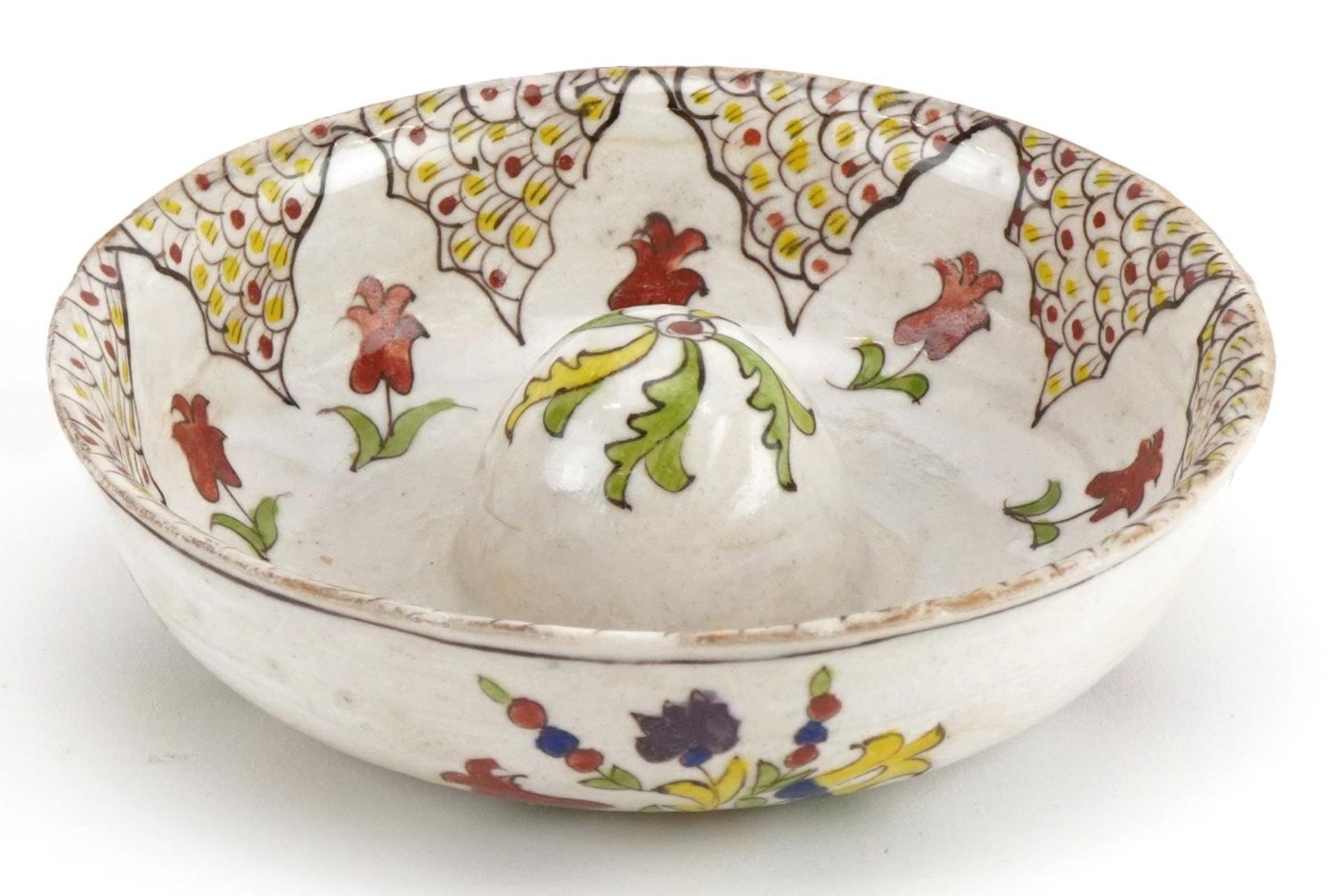 Turkish Kutahya pottery lemon juicer hand painted with stylised flowers, 16cm in diameter : For - Image 2 of 4