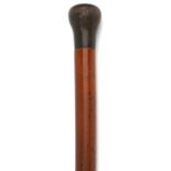 Malacca walking stick with horn pommel, possibly rhinoceros, 84cm in length : For further