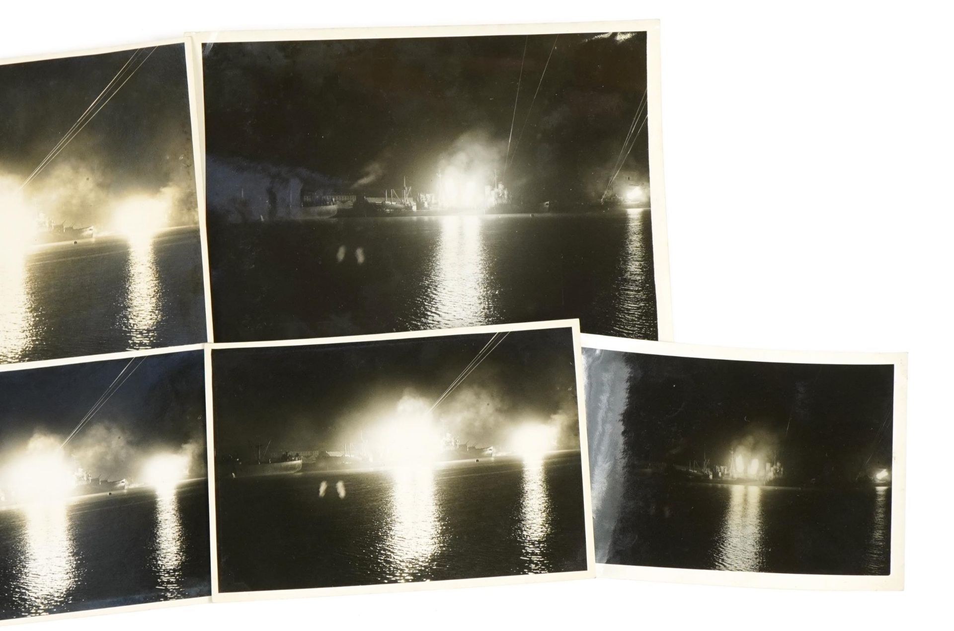 Six British military World War II naval photographs of ship explosions, each with Ministry of - Bild 3 aus 6