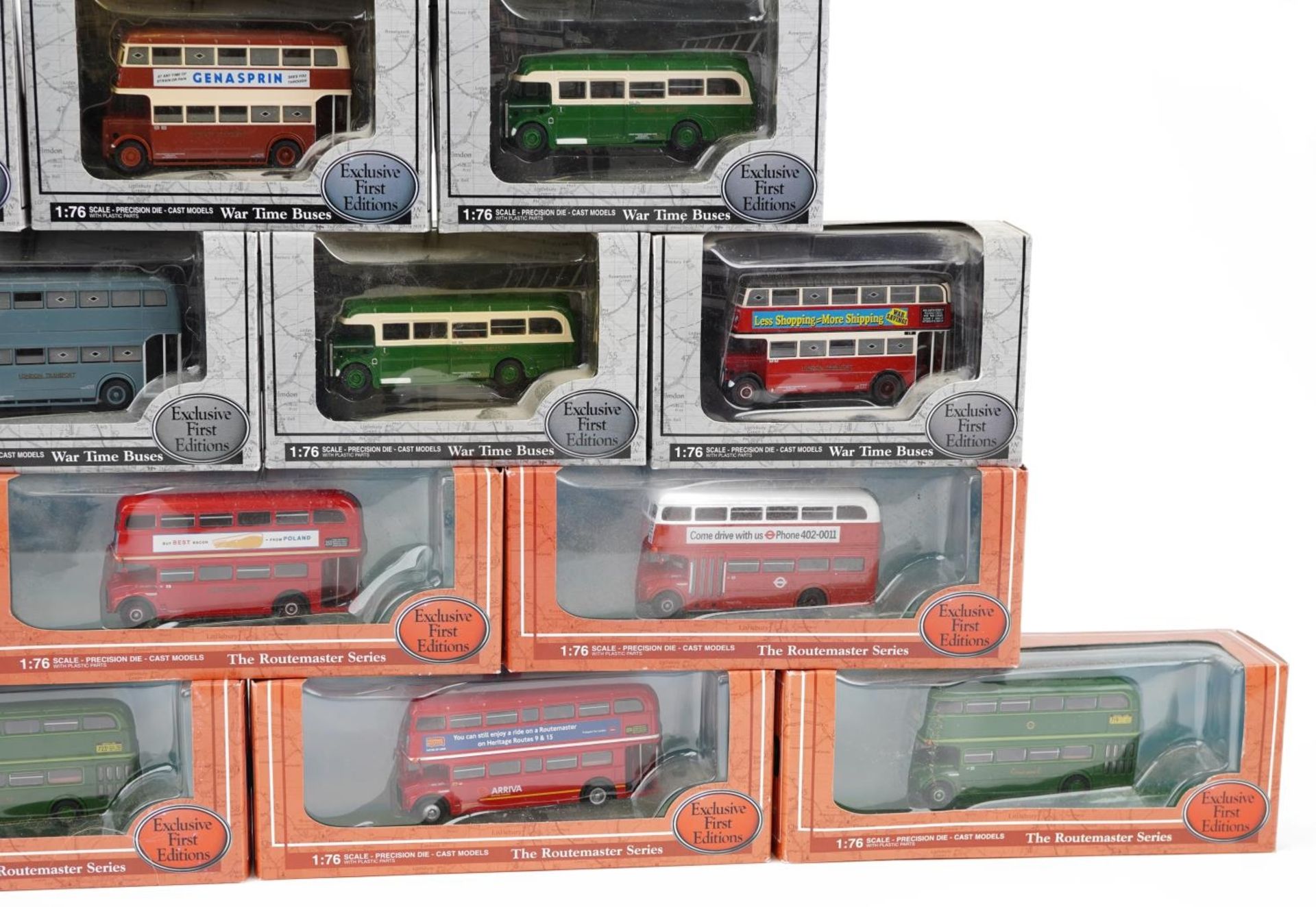 Sixteen Exclusive First Editions 1:76 scale diecast model buses with boxes from The Wartime Buses - Bild 4 aus 4