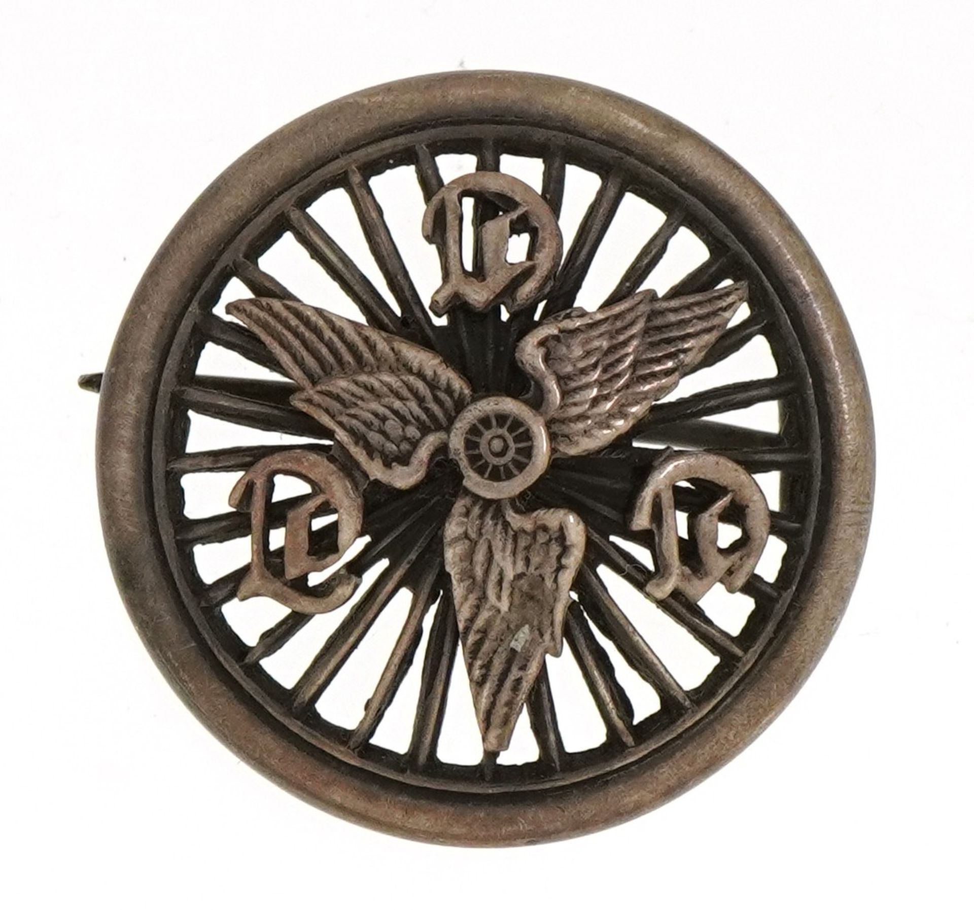 Cyclist's Touring Club silver brooch, 2.7cm in diameter : For further information on this lot please