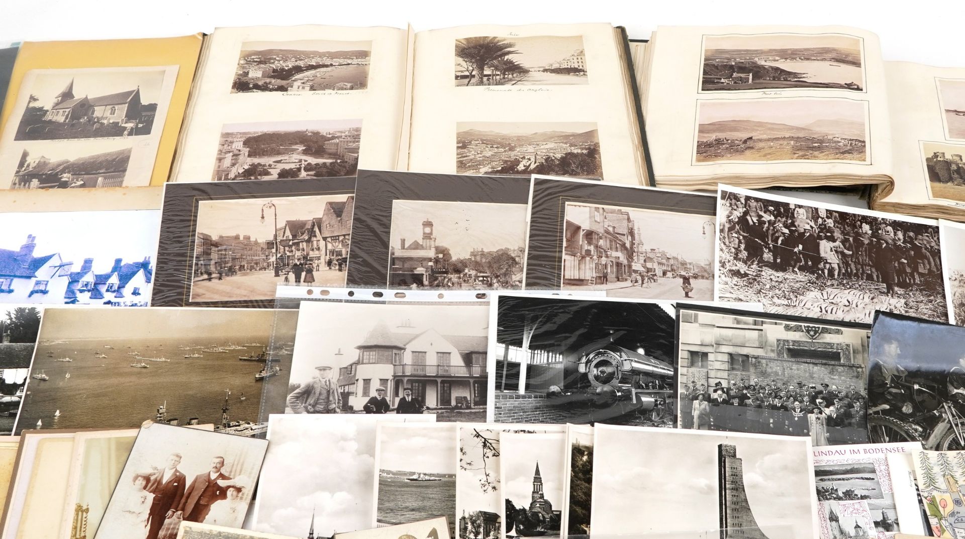 19th century and later ephemera including cabinet cards, cartes de visite and photographs : For - Bild 3 aus 10