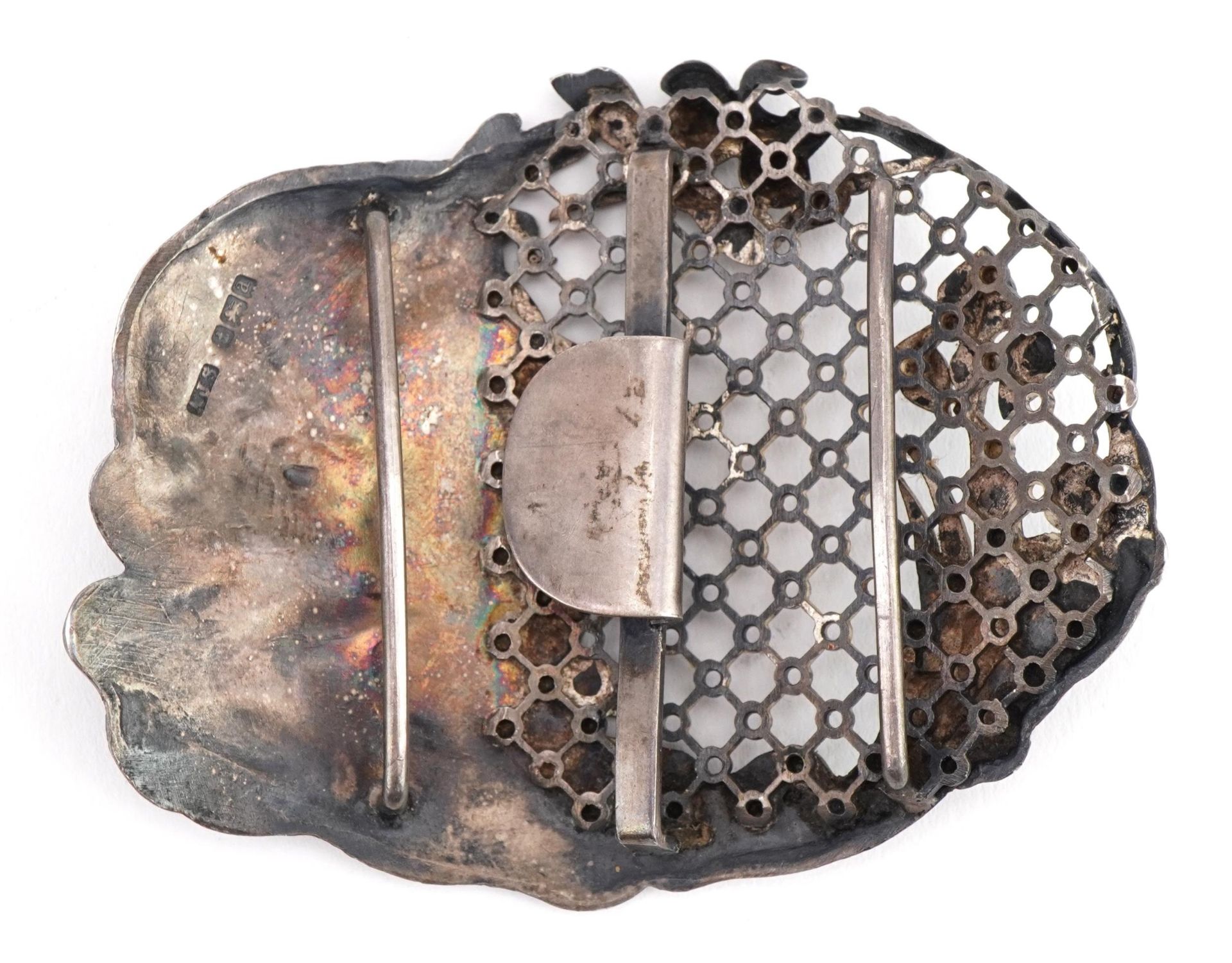 Arthur Johnson Smith, Art Nouveau silver buckle decorated in relief with maiden's head, dragonfly - Image 2 of 3
