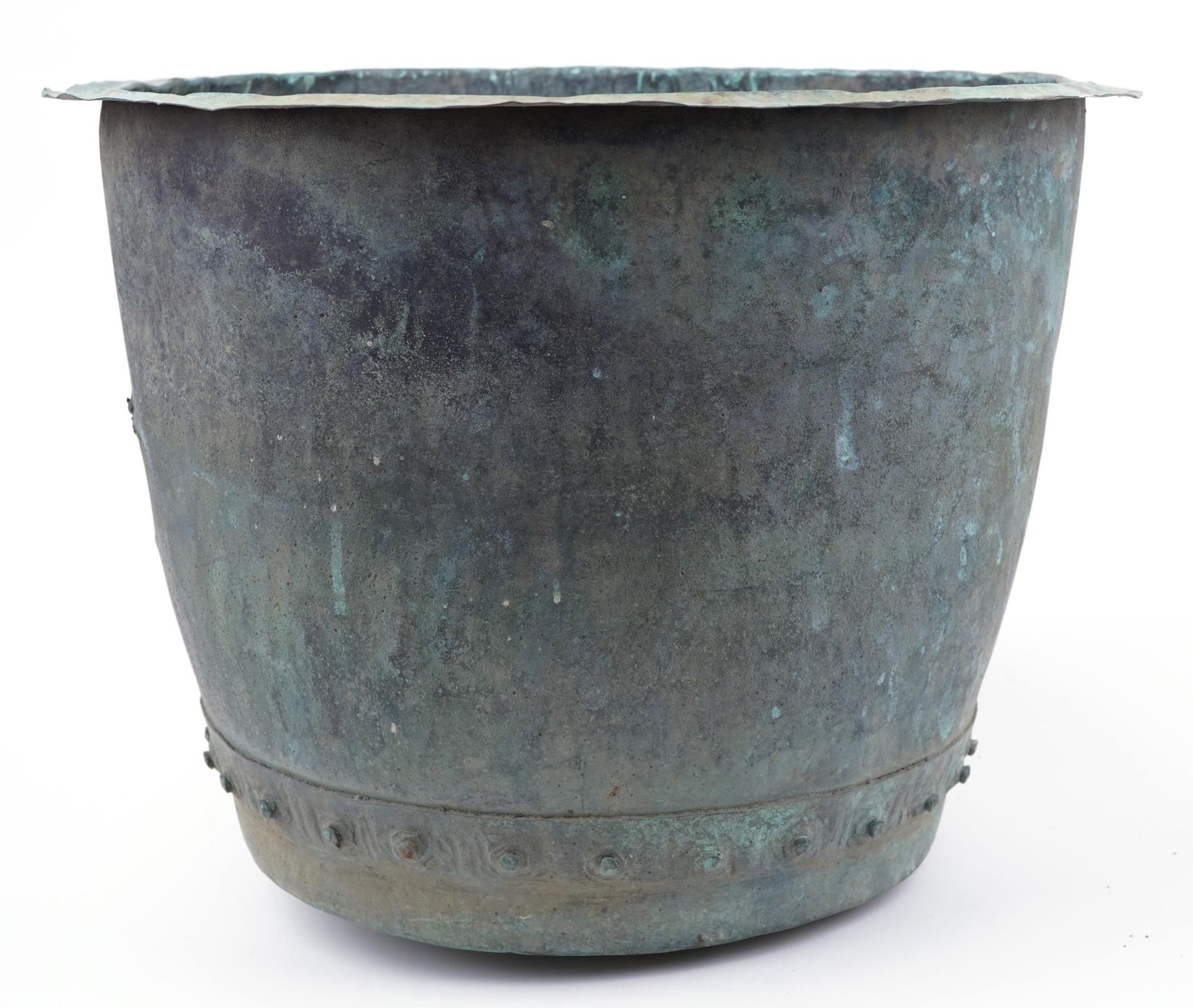 Large antique copper planter, 37cm high x 51cm in diameter : For further information on this lot - Image 2 of 3