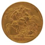 George V 1927 gold sovereign, South Africa mint - this lot is sold without buyer’s premium : For