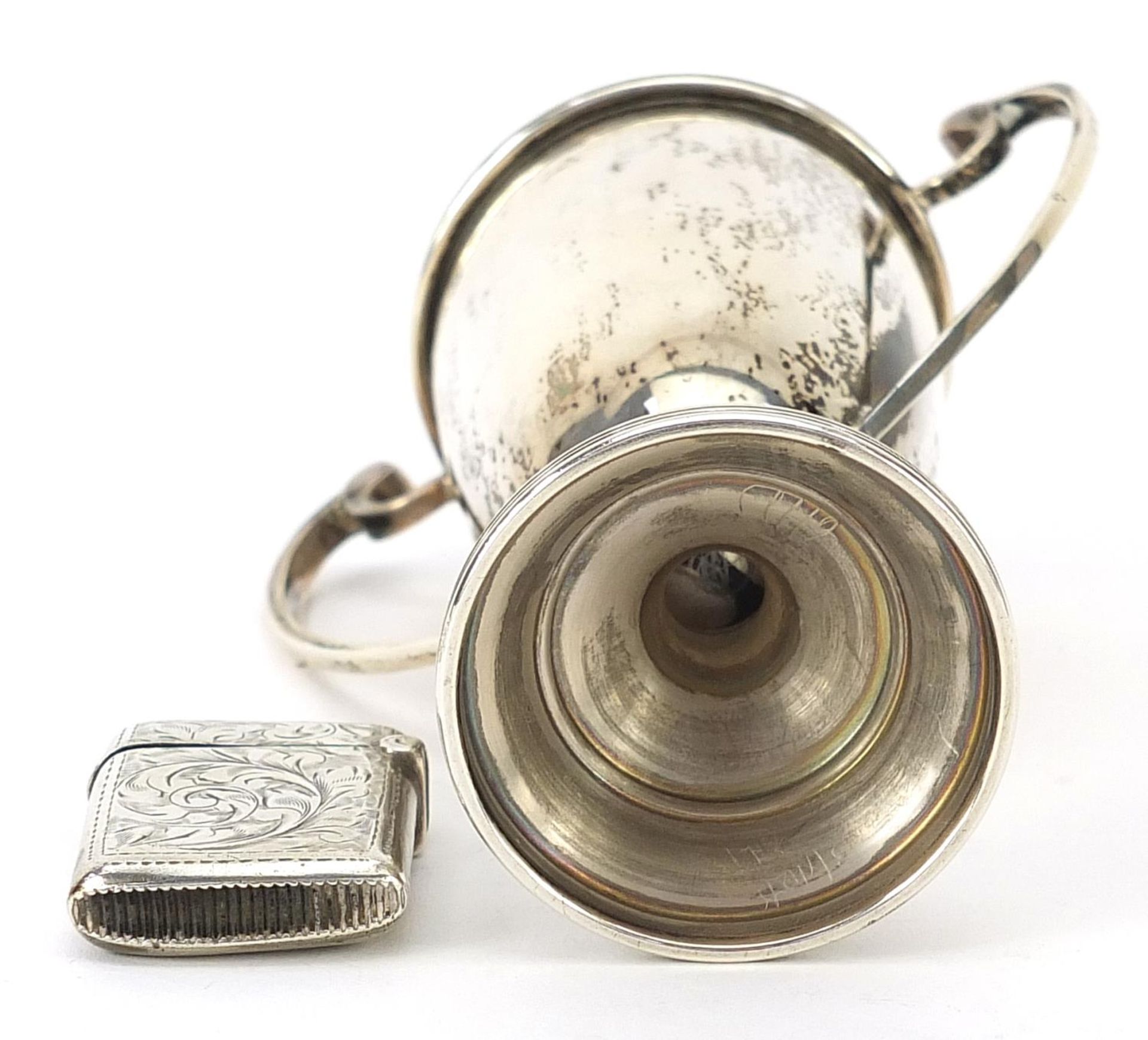 Victorian and later silver objects comprising preserve spoon, trophy with twin handles and vesta, - Image 10 of 10