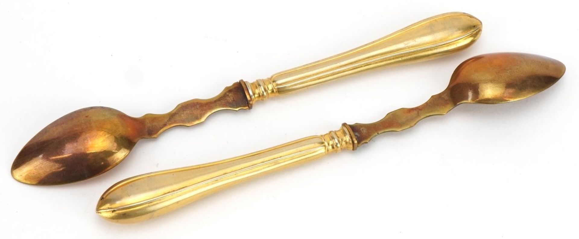 Set of twelve gilt metal spoons impressed THEO housed in a fitted case, 16.5cm in length - Image 4 of 6