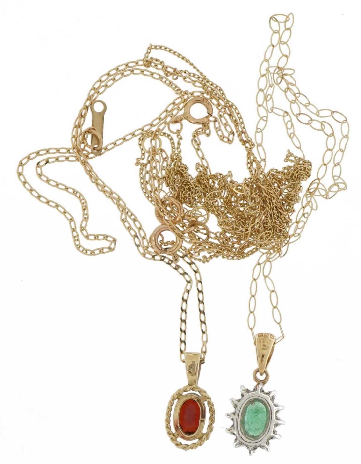 Two 9ct gold pendants comprising emerald and diamond and garnet solitaire, each on 9ct gold - Bild 3 aus 5