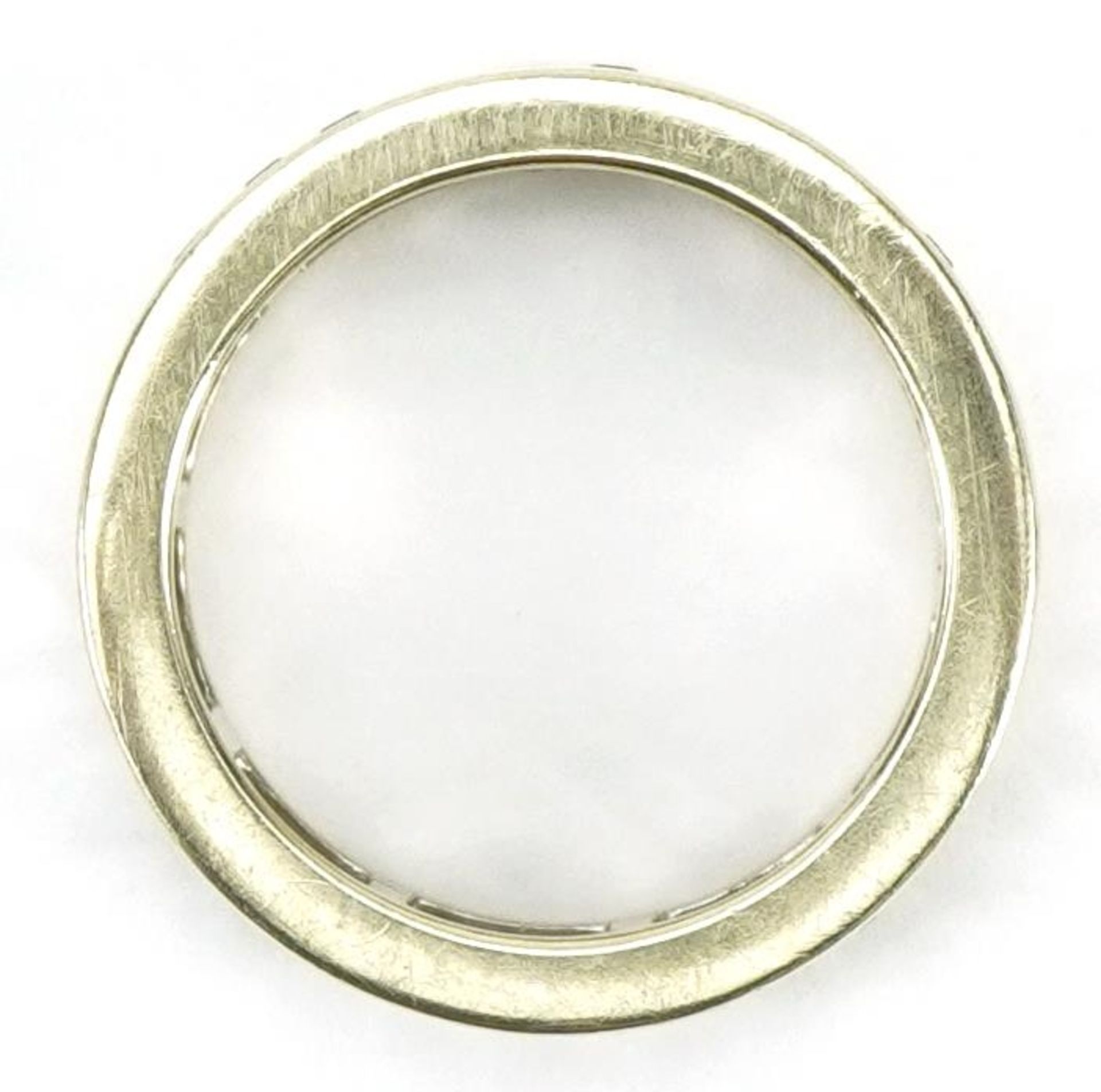 9ct gold baguette cut cubic zirconia eternity ring, size M, 4.6g - Bild 3 aus 5
