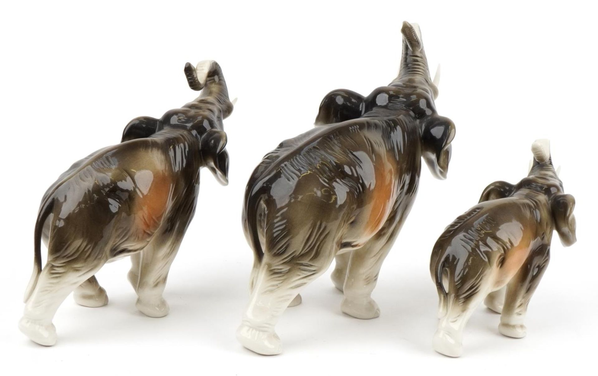 Royal Dux, graduated set of three Art Nouveau Czechoslovakian elephants, the largest 30cm in length - Bild 4 aus 8