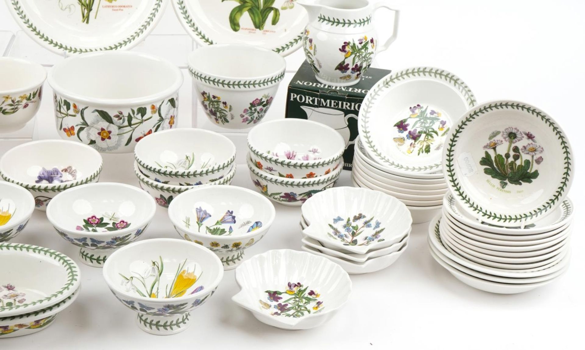 Large collection of Portmeirion Botanic Garden plates, bowls and dishes, the largest 27cm in - Image 10 of 14