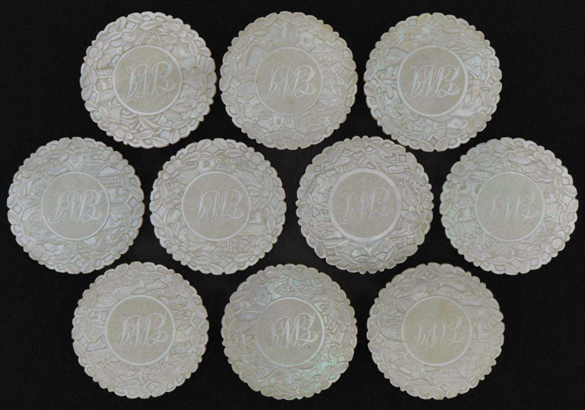 Ten good Chinese Canton mother of pearl gaming counters finely carved with figures amongst - Image 7 of 18