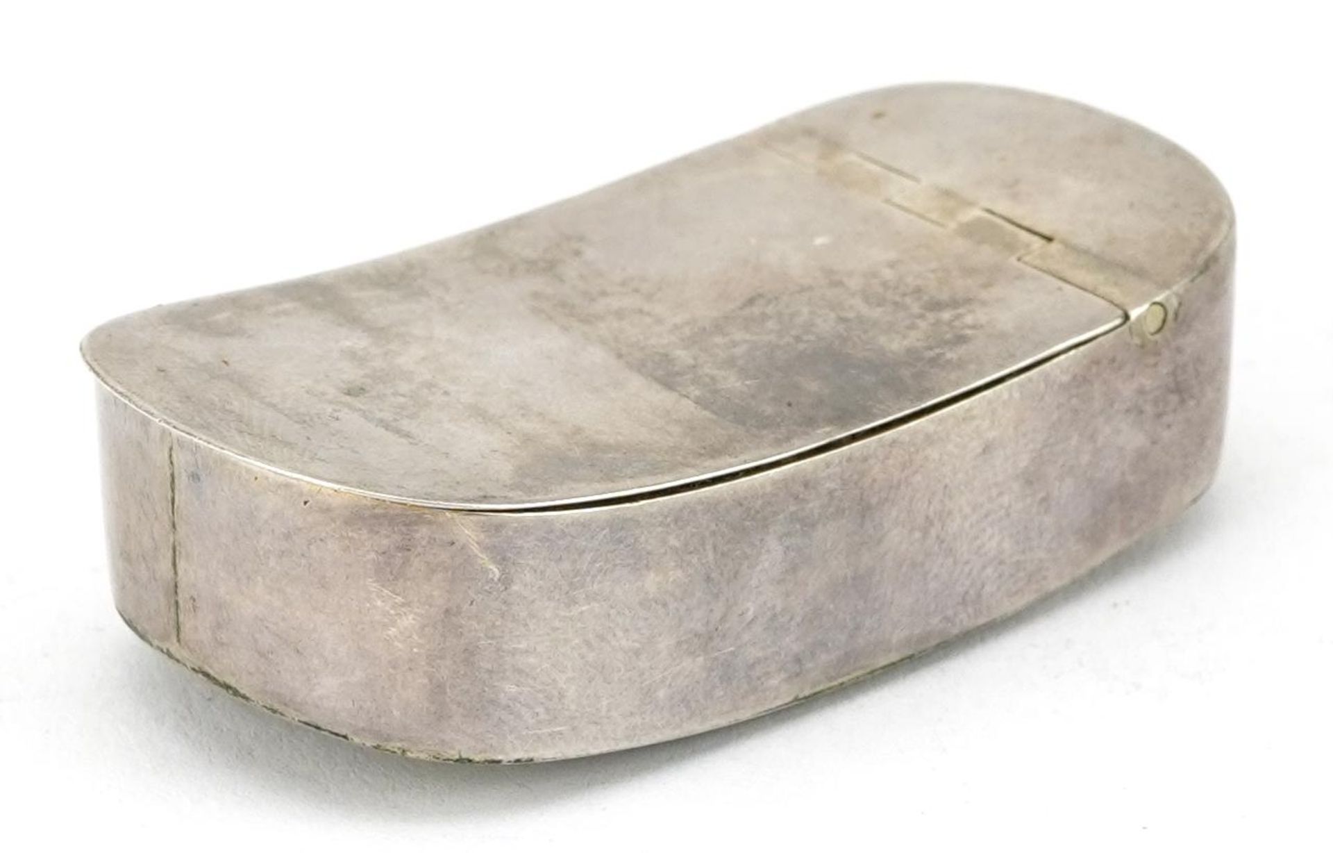 William Boot, George III silver snuff box with gilt interior, Birmingham 1809, 5.2cm in length, 22. - Image 2 of 8