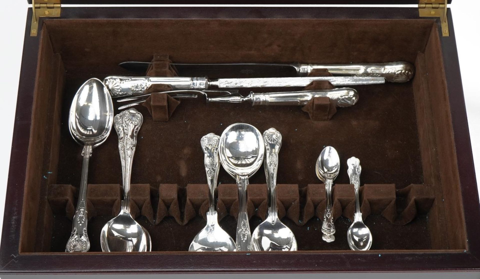 Mahogany two tier canteen of Arthur Price silver plated cutlery, 48.5cm wide - Image 3 of 8