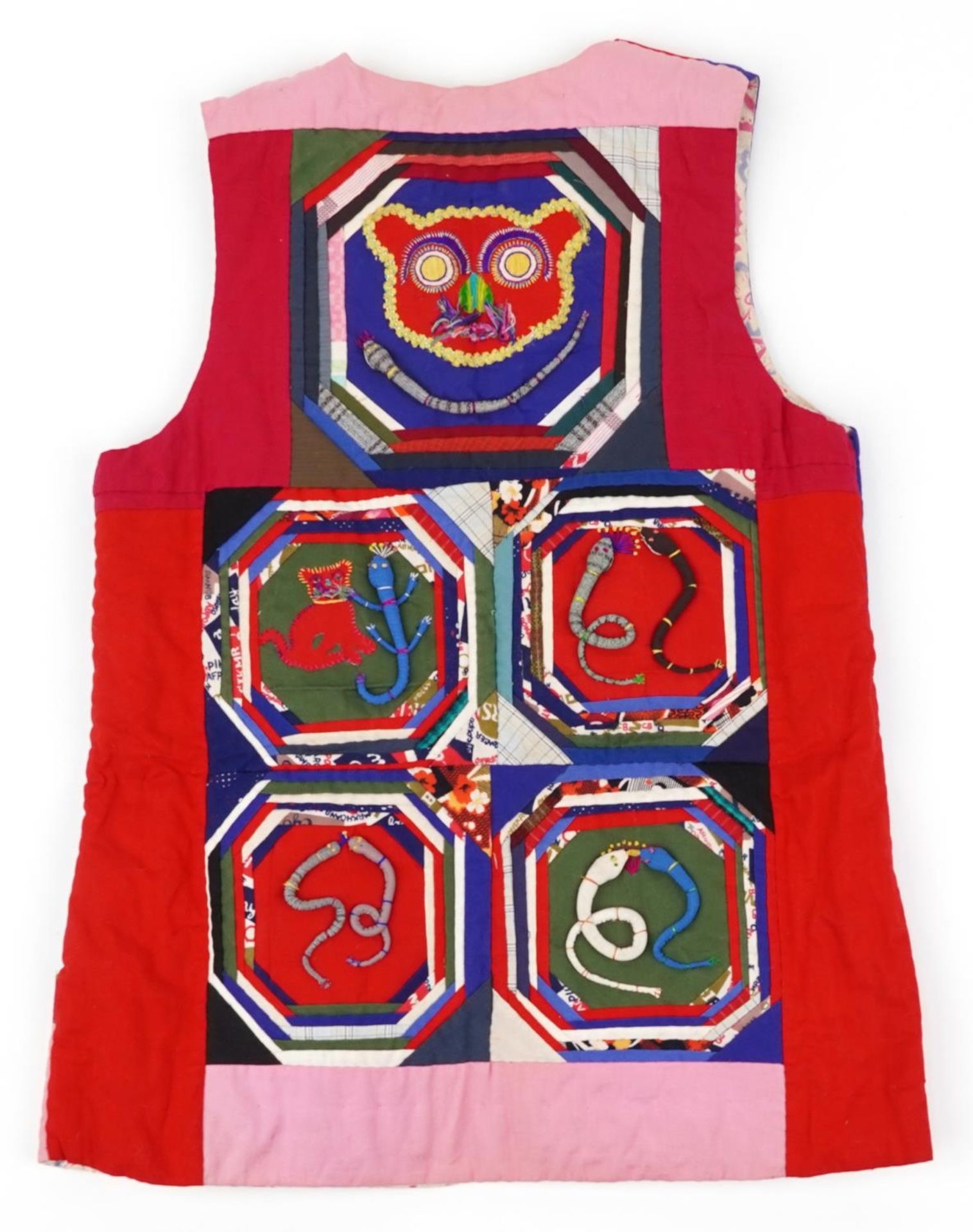 Mongolian textile apron embroidered with serpents and cats, 69cm high - Image 6 of 8