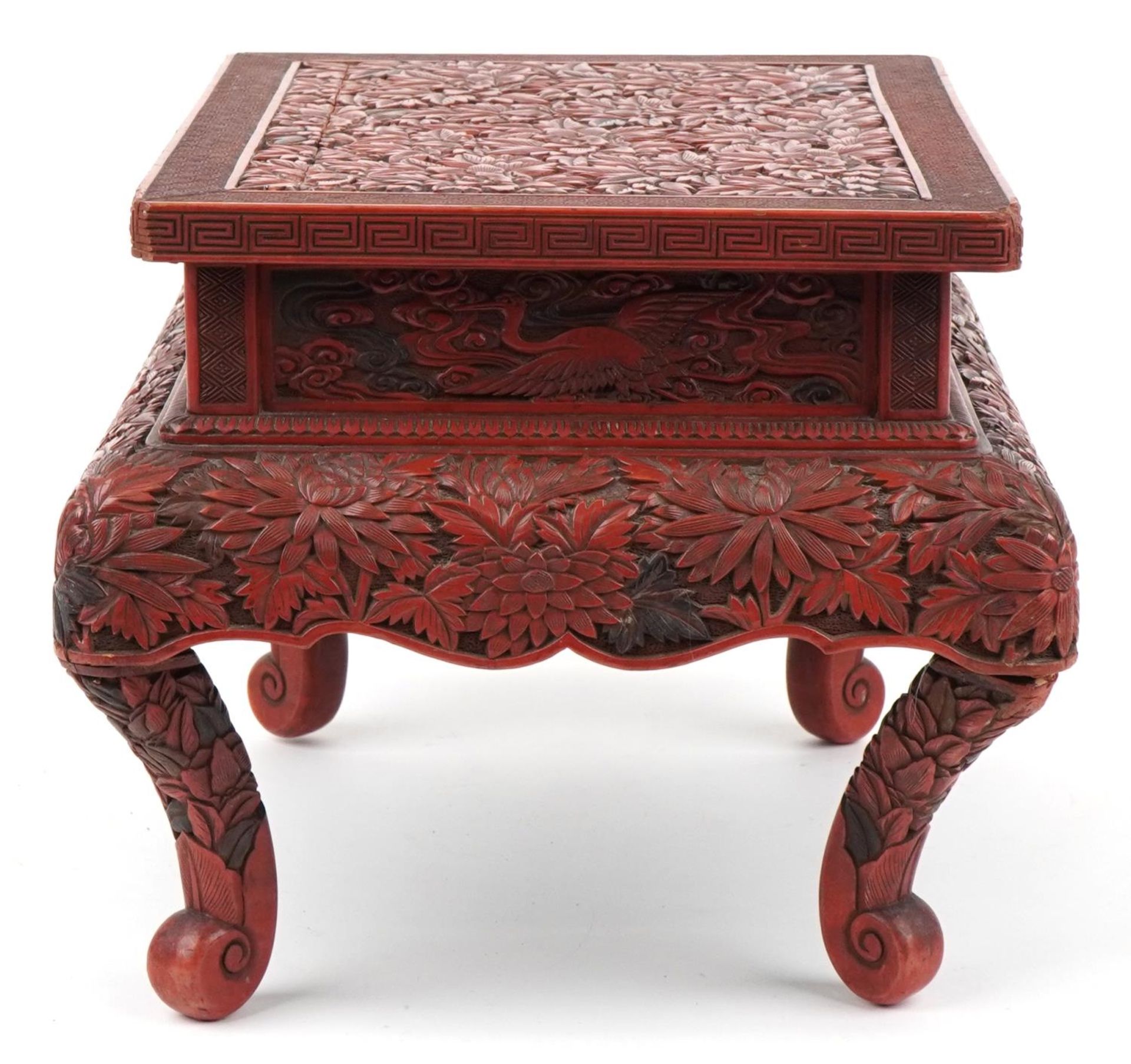 Large Chinese cinnabar lacquered stand profusely carved with chrysanthemums and phoenixes, 26cm H - Image 5 of 7