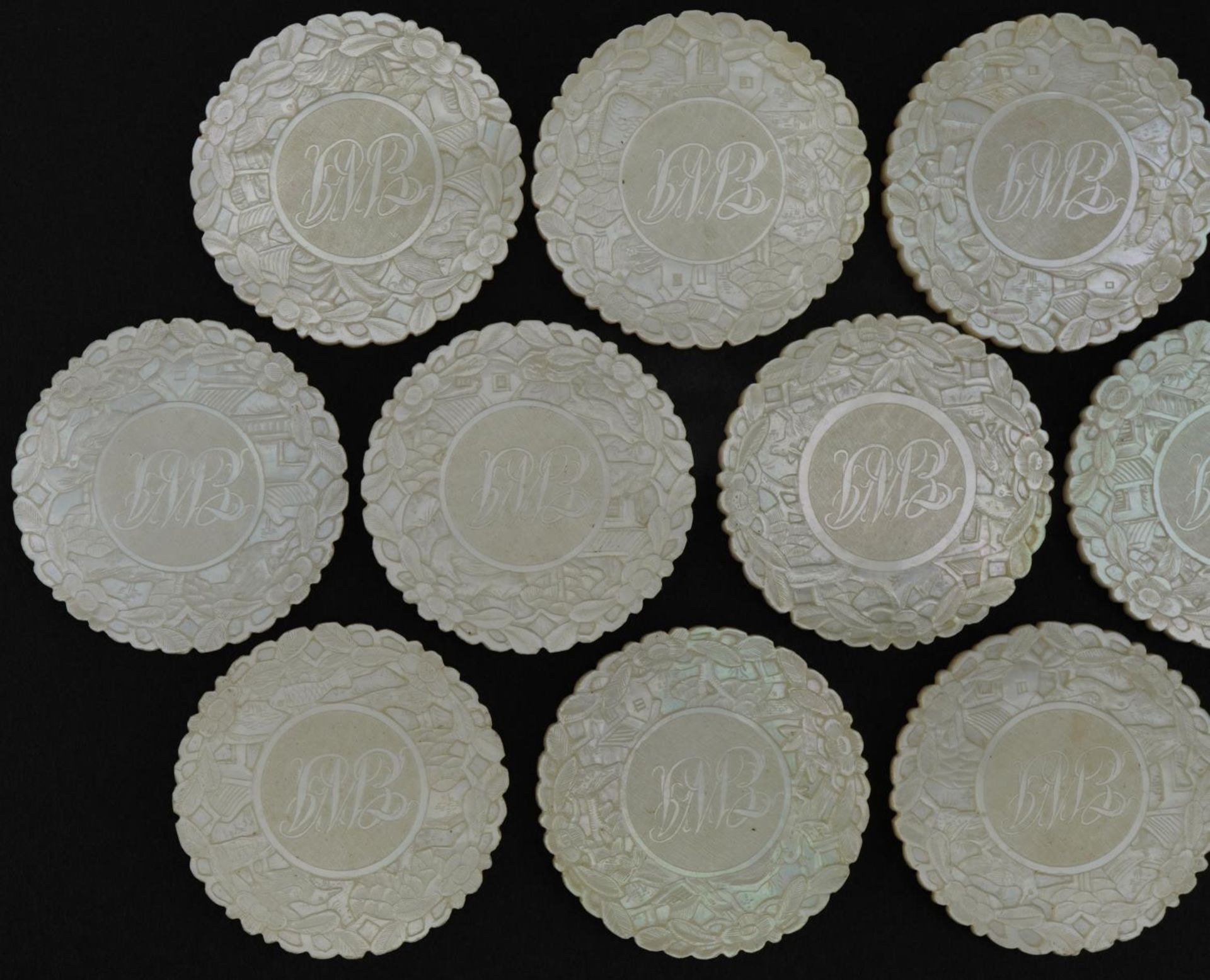 Ten good Chinese Canton mother of pearl gaming counters finely carved with figures amongst - Image 9 of 18