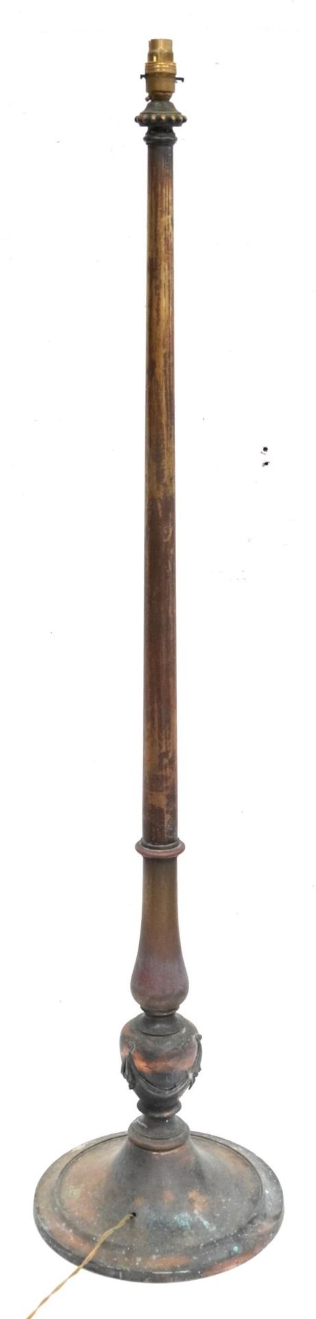 Victorian copper and brass standard lamp, 130cm high - Bild 2 aus 2