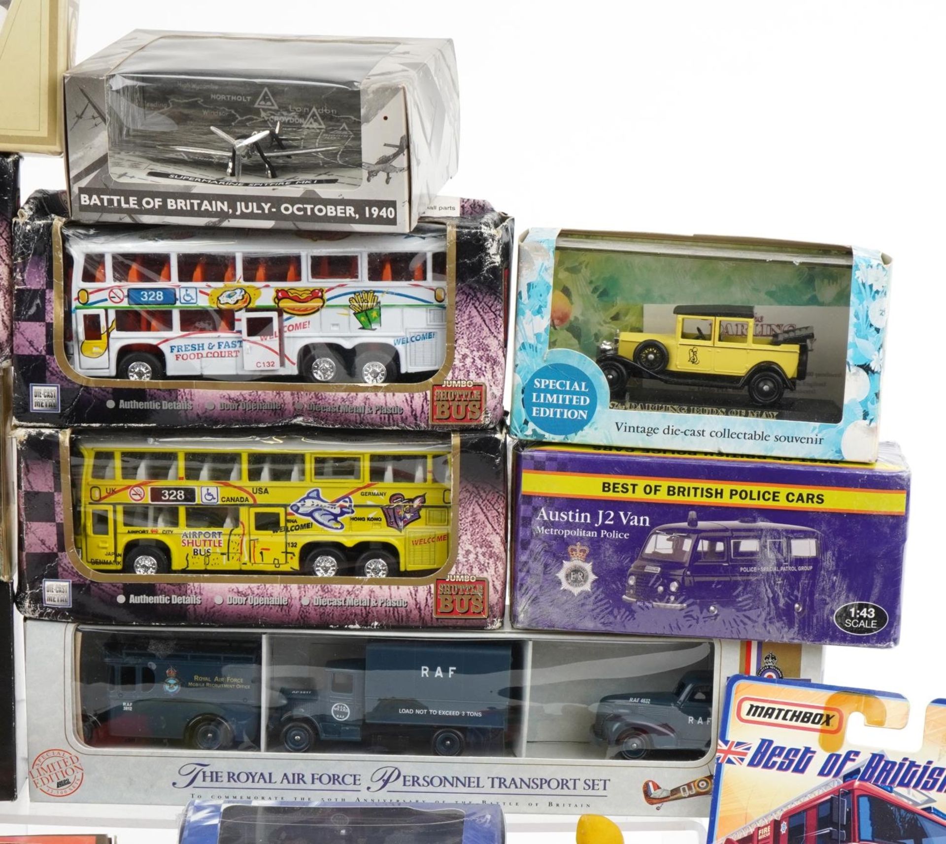 Collection of vintage and later toys including diecast vehicles with boxes - Image 3 of 5