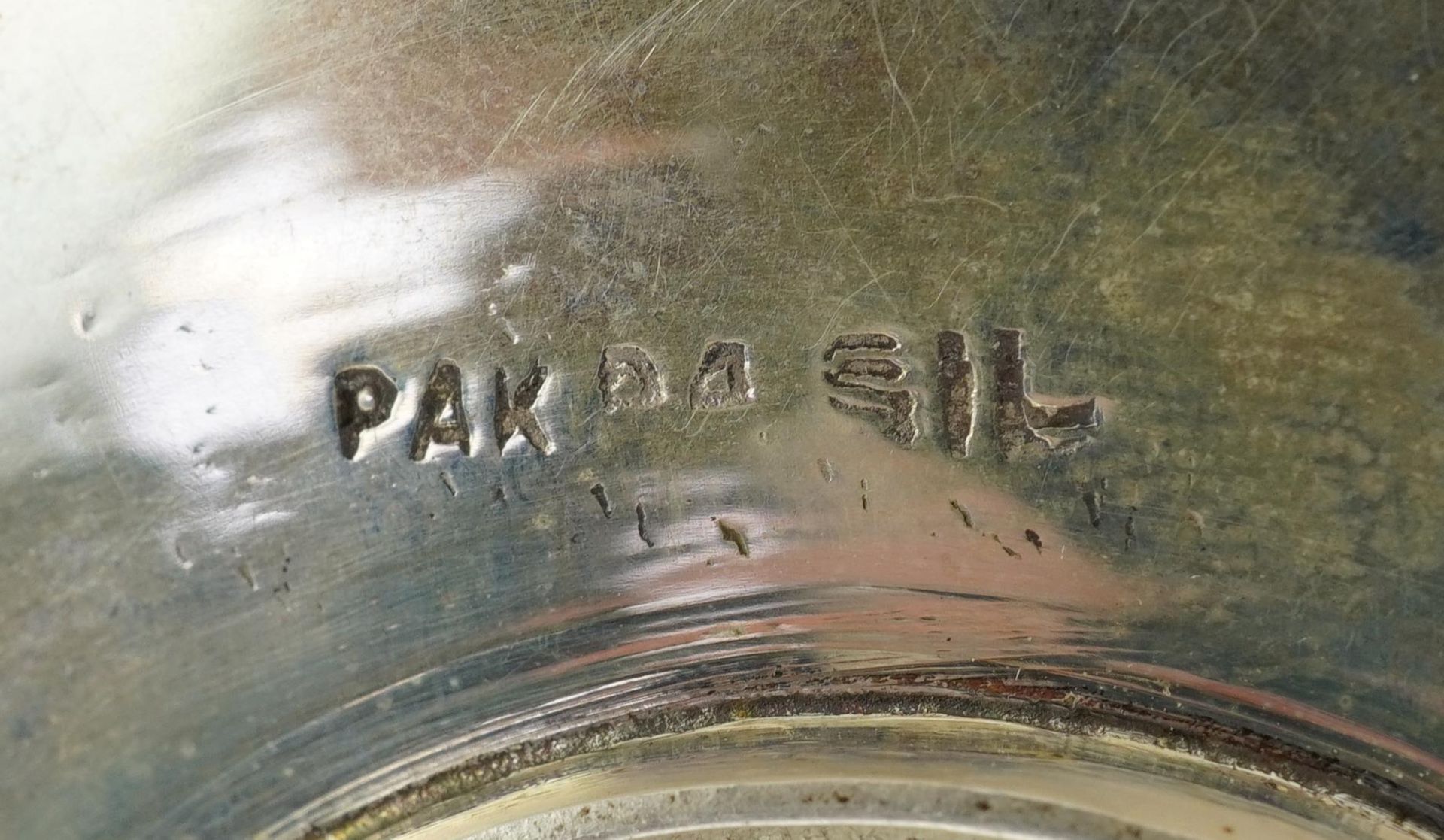 Pair of Indian circular silver 1835 and 1840 one rupee coin dishes, 8cm in diameter, 77.8g - Image 6 of 6