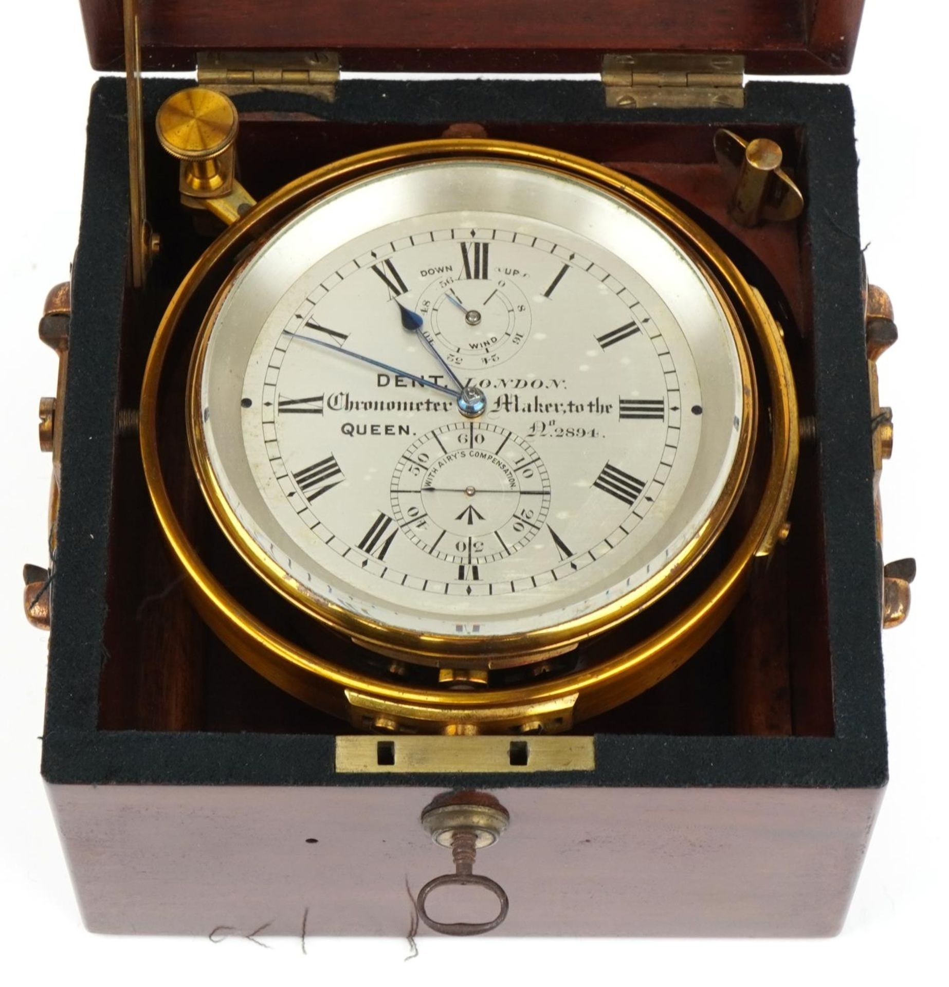 Dent of London, 19th century military issue brass marine chronometer with silvered dial having Roman - Bild 6 aus 24