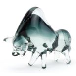 Murano Seguso two colour sculpture in the form of a stylised bull, 23cm in length