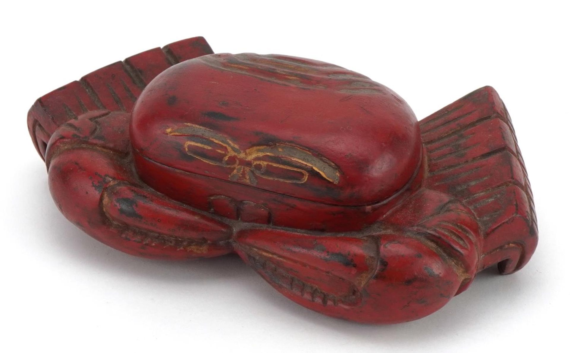 Chinese cinnabar lacquer box and cover in the form of a crab, 22.5cm wide